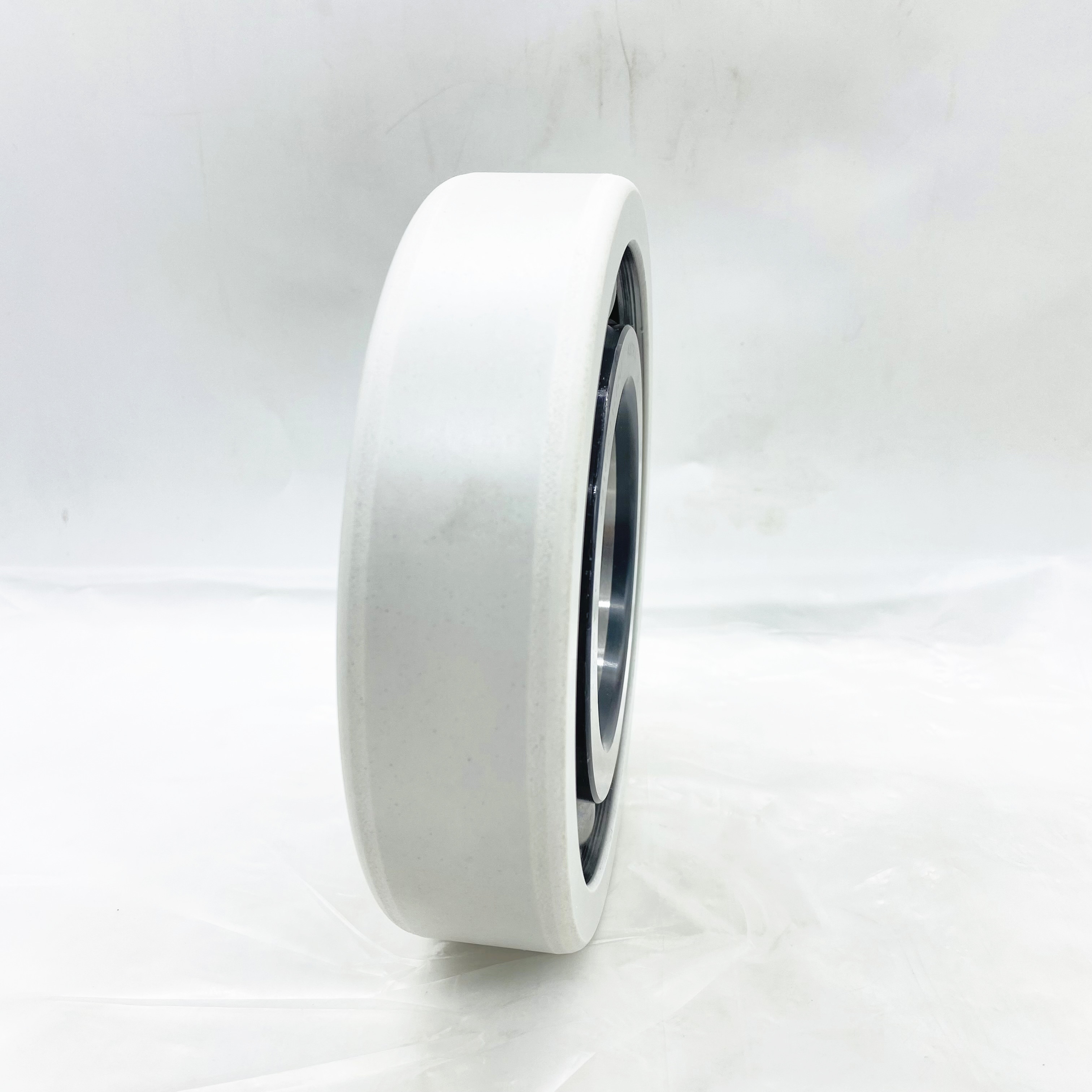 SKF internally insulated bearings 6324/C3VL2071 Deep Groove Ball Bearings Single Row